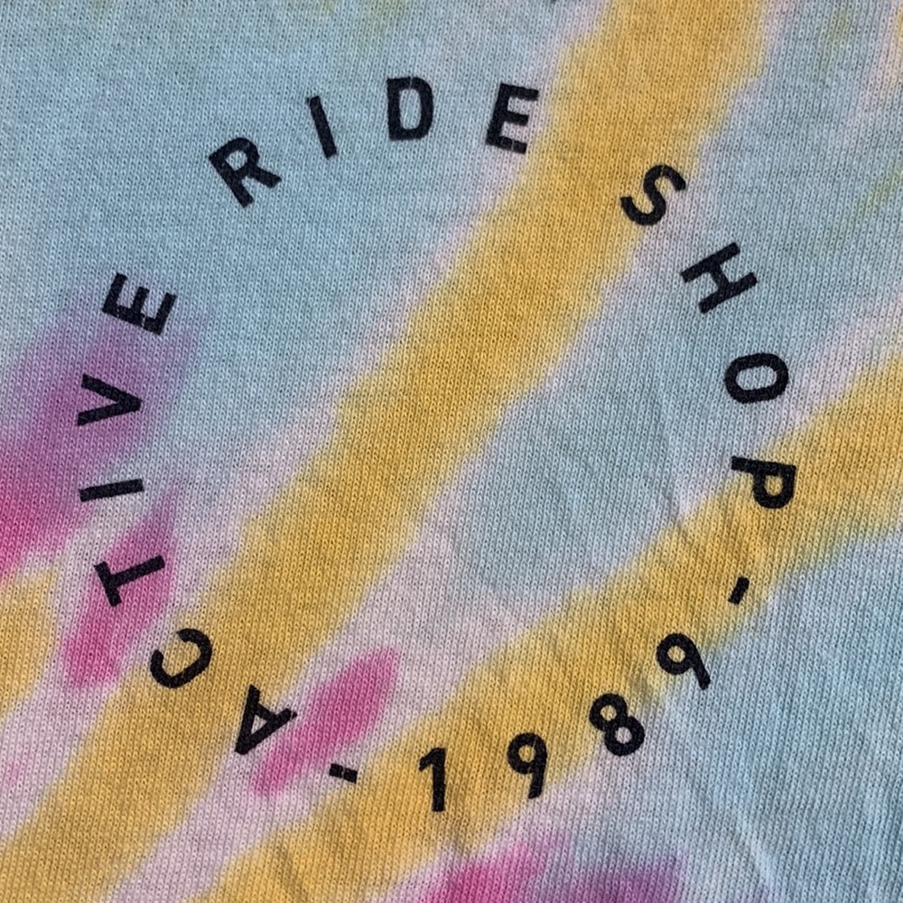 Tye-Dye Active Ride shop Graphic T-Shirt Size Small